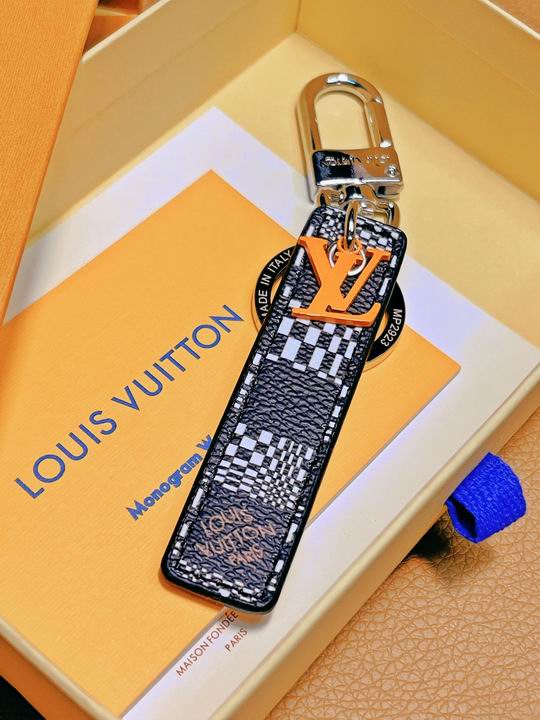 LV Keyring 02lyh378